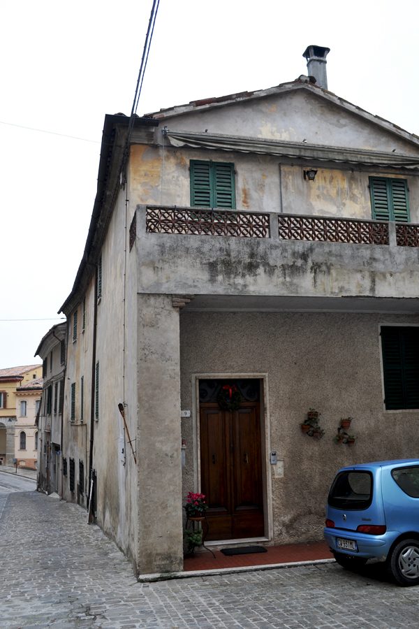 1CarloUrbani_casa natale.JPG